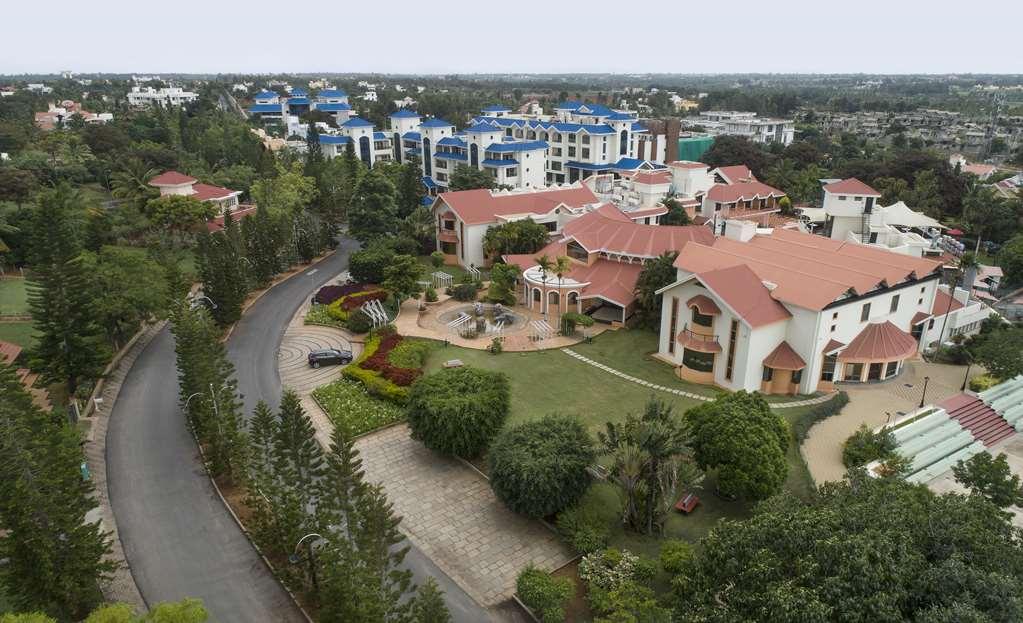 Clarks Exotica Convention Resort & Spa Devanahalli Экстерьер фото